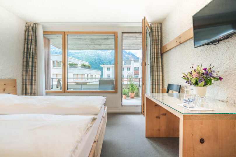 Hotel Hauser St. Moritz - Economy Doppelzimmer mit Balkon