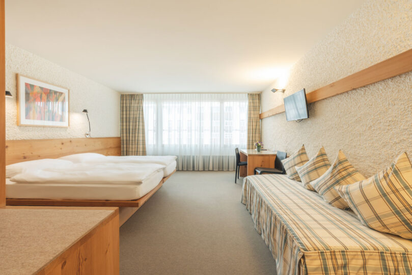 Hotel Hauser St. Moritz - Dreibettzimmer