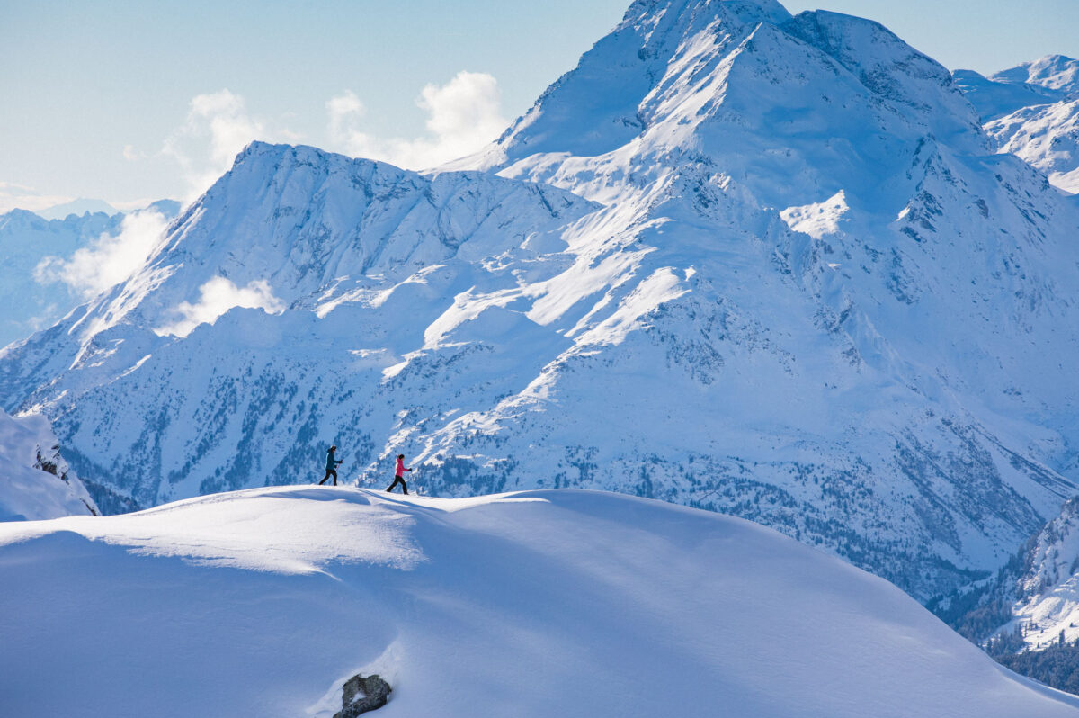Hotel Hauser St. Moritz - Umgebung Oberengadin Winteraktivitäten - Schneeschuhwandern